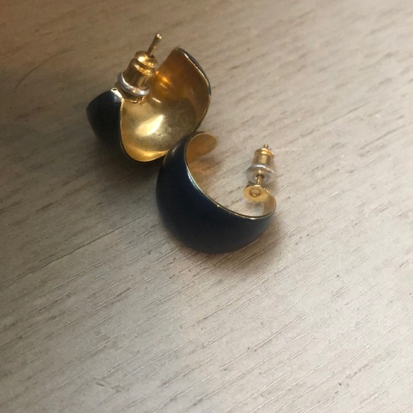 Earring collection - Picture 6 of 6